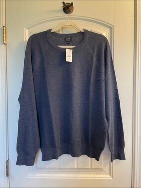J. Crew 100% cotton Women’s Crewneck Sweater in Navy Blue